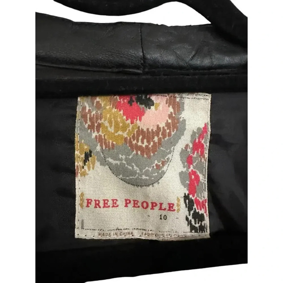 Free People Black Wool Blend Button Front Asymmetrical Coat Size 10 - Picture 3 of 11